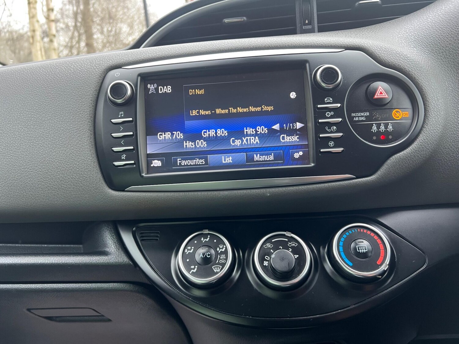 Used Toyota Yaris 2017 for sale - 78172227: Photo 16