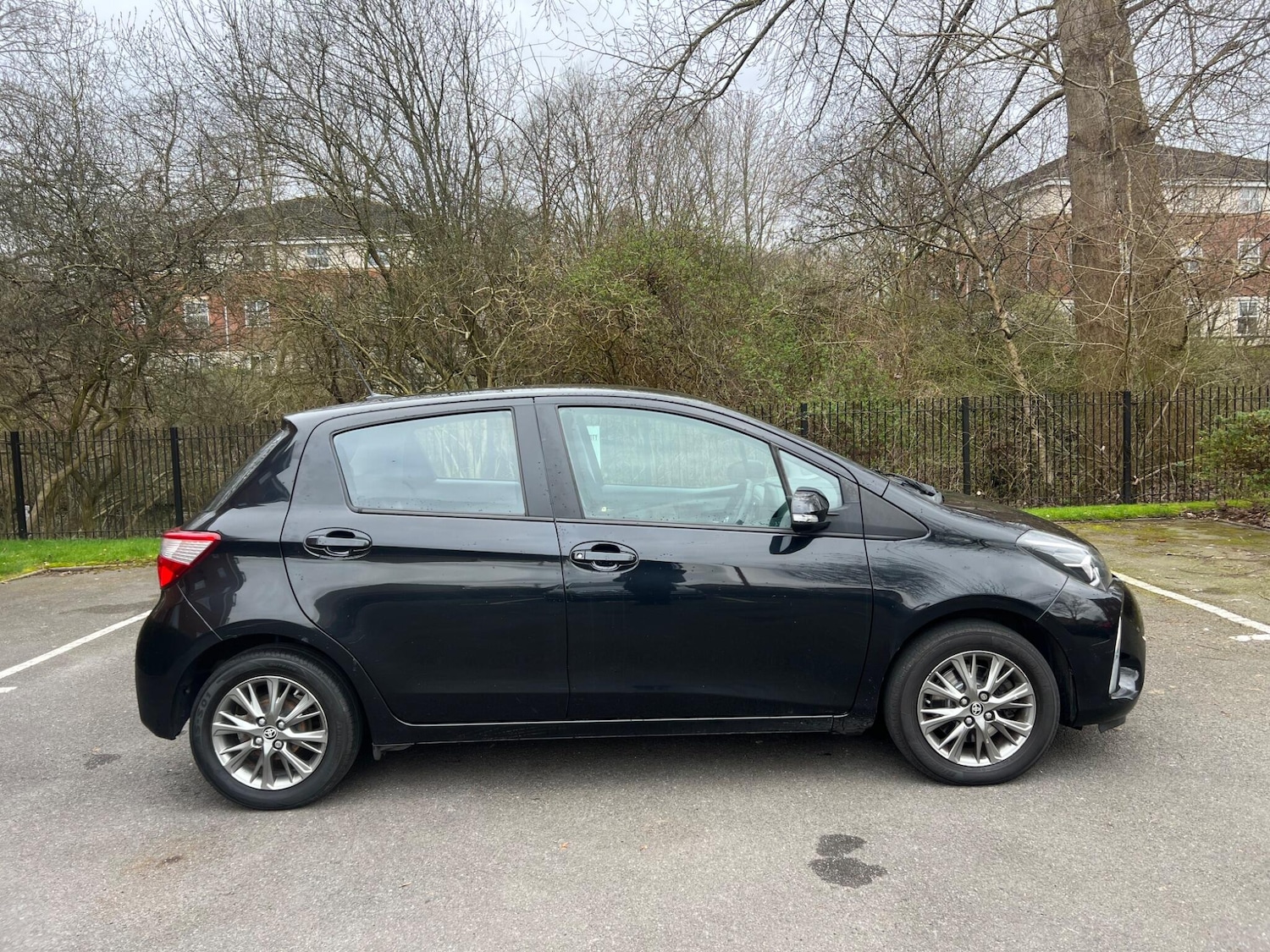 Used Toyota Yaris 2017 for sale - 78172227: Photo 8