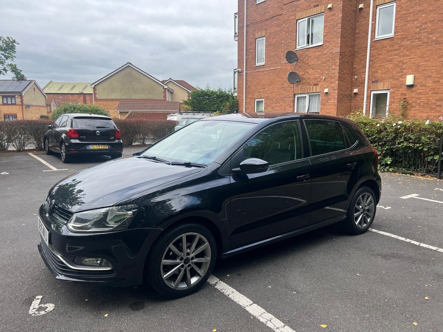 Used Volkswagen Polo 2015 for sale - 77009928: Photo 3