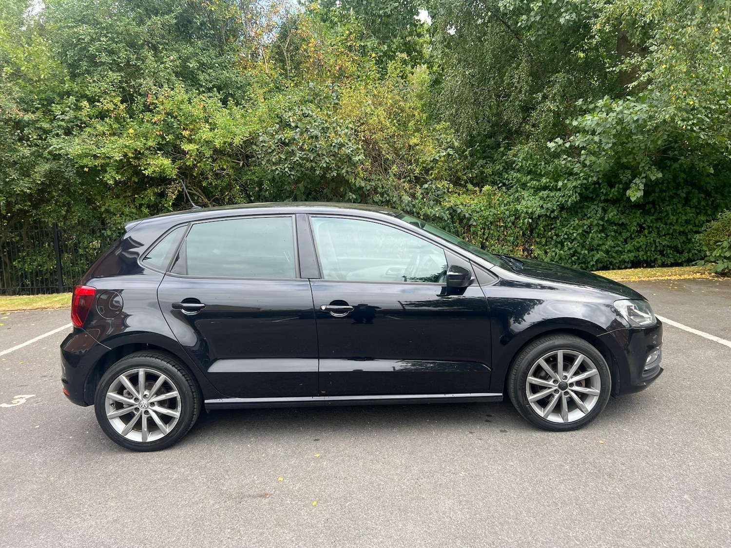 Used Volkswagen Polo 2015 for sale - 77009928: Photo 8