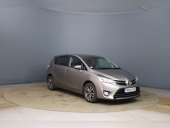 Used Toyota Verso 2014 for sale - 77575990: Photo