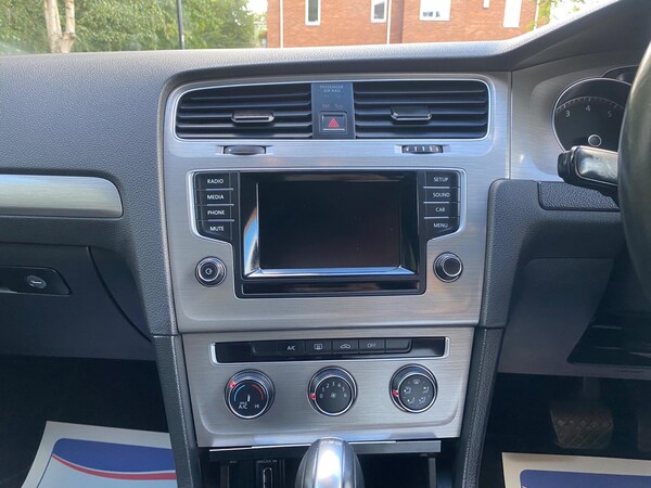 Used Volkswagen Golf 2015 for sale - 76021106: Photo 14
