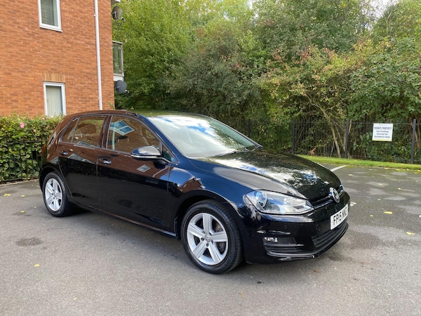 Used Volkswagen Golf 2015 for sale - 76021106: Photo 1