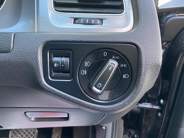 Used Volkswagen Golf 2015 for sale - 76021106: Photo 21