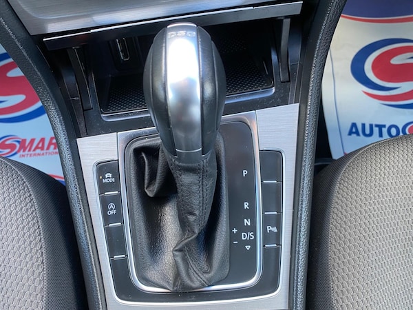 Used Volkswagen Golf 2015 for sale - 76021106: Photo 23