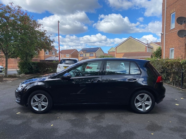 Used Volkswagen Golf 2015 for sale - 76021106: Photo 7