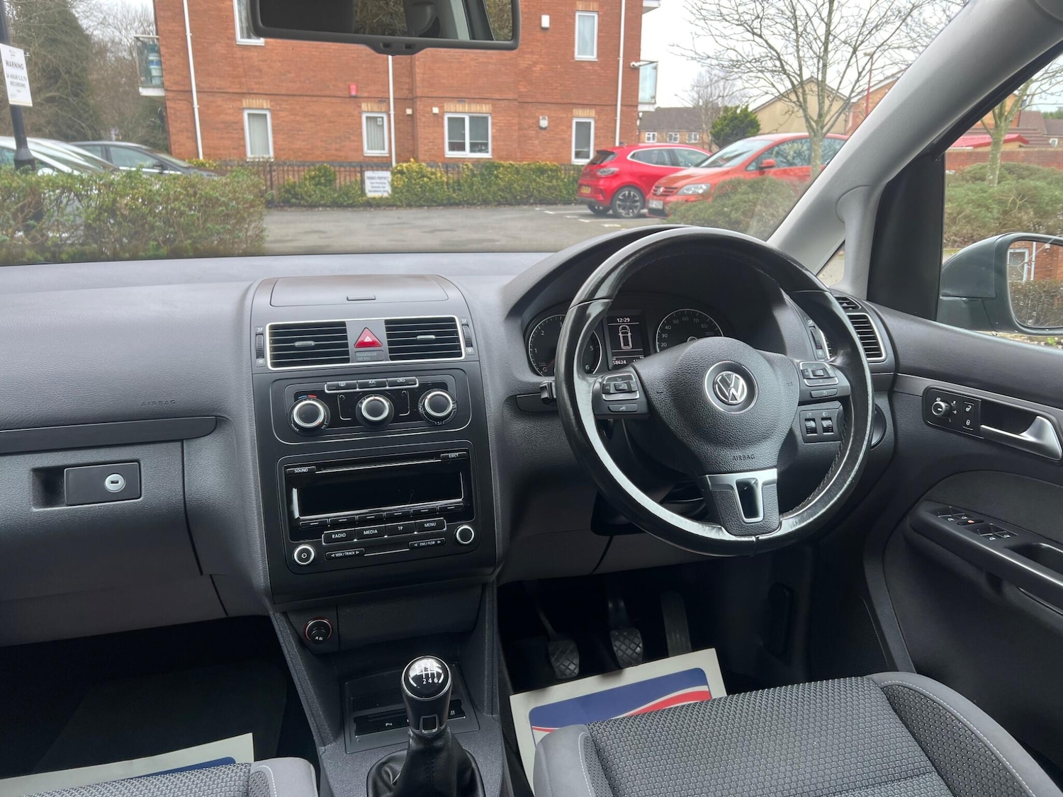 Used Volkswagen Touran 2013 for sale - 77685180: Photo 16