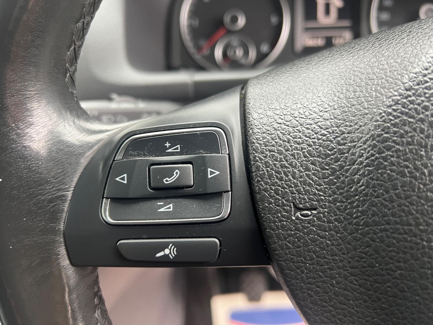 Used Volkswagen Touran 2013 for sale - 77685180: Photo 19