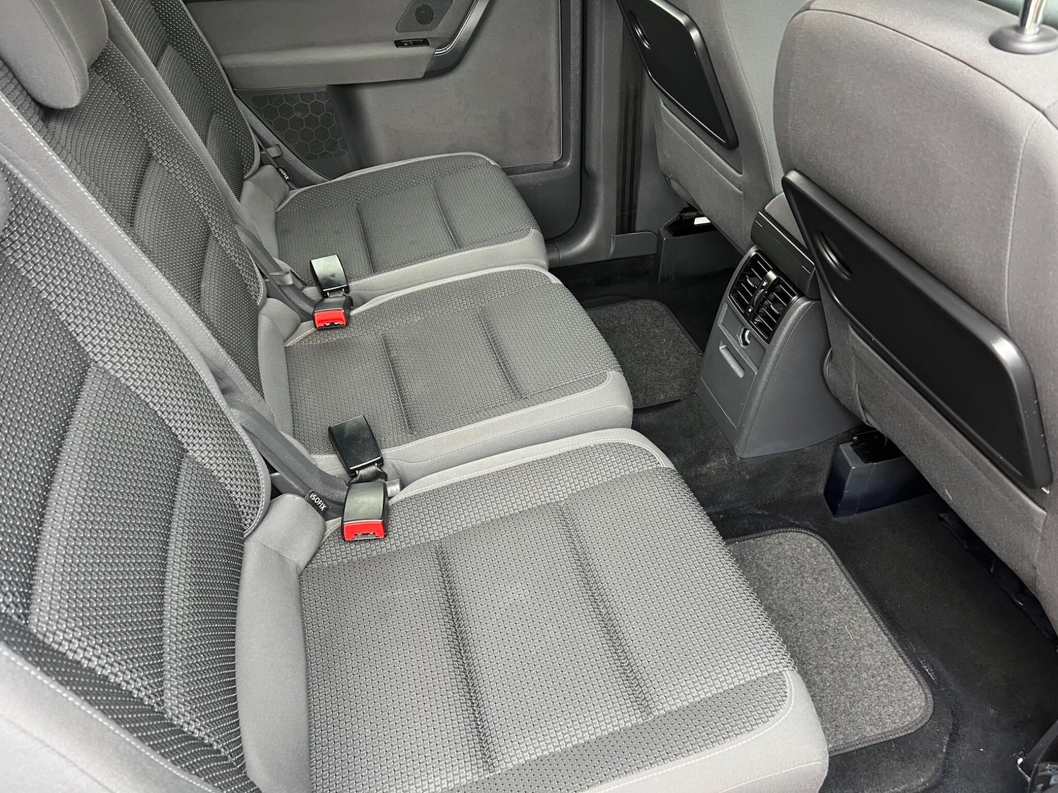 Used Volkswagen Touran 2013 for sale - 77685180: Photo 25