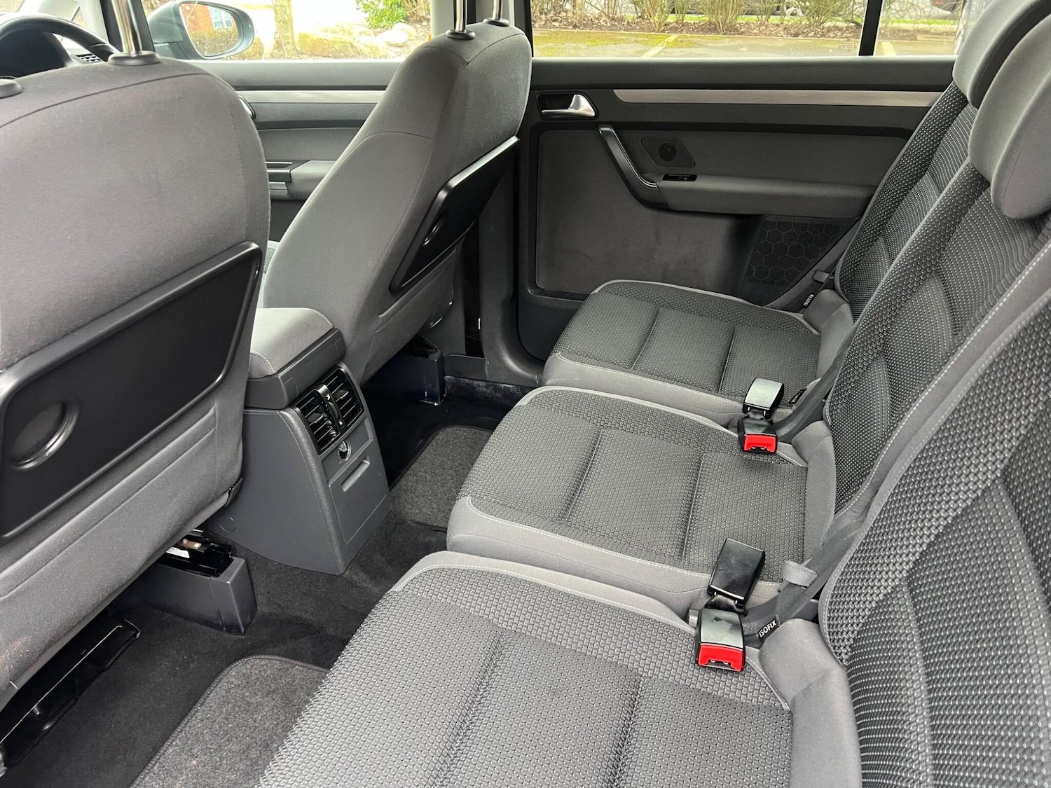 Used Volkswagen Touran 2013 for sale - 77685180: Photo 26