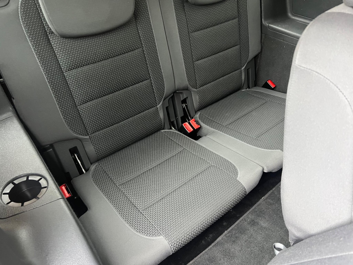 Used Volkswagen Touran 2013 for sale - 77685180: Photo 28