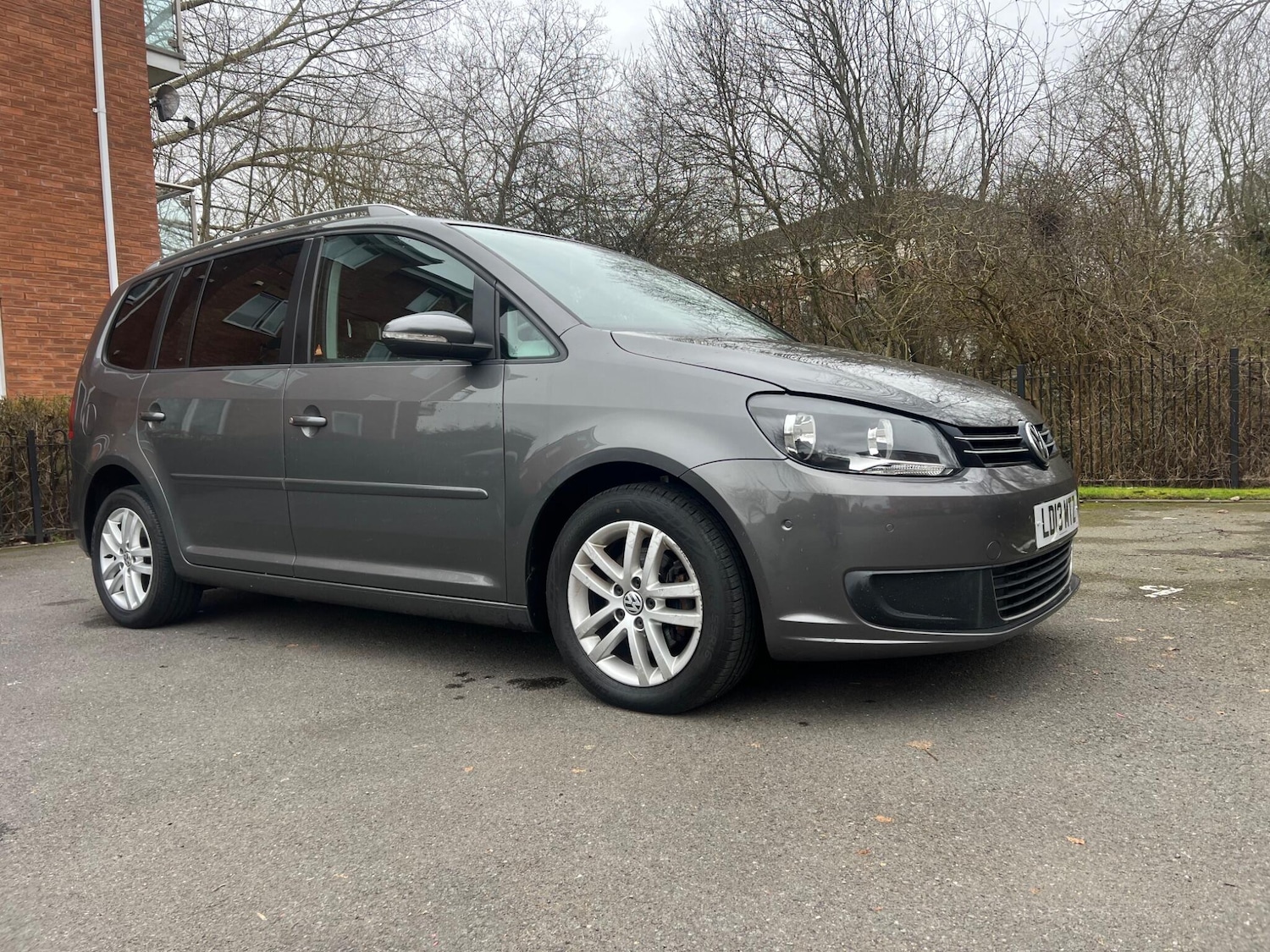 Used Volkswagen Touran 2013 for sale - 77685180: Photo 29