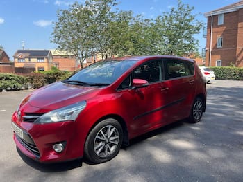 Used Toyota Verso 2013 for sale - 79808325: Photo