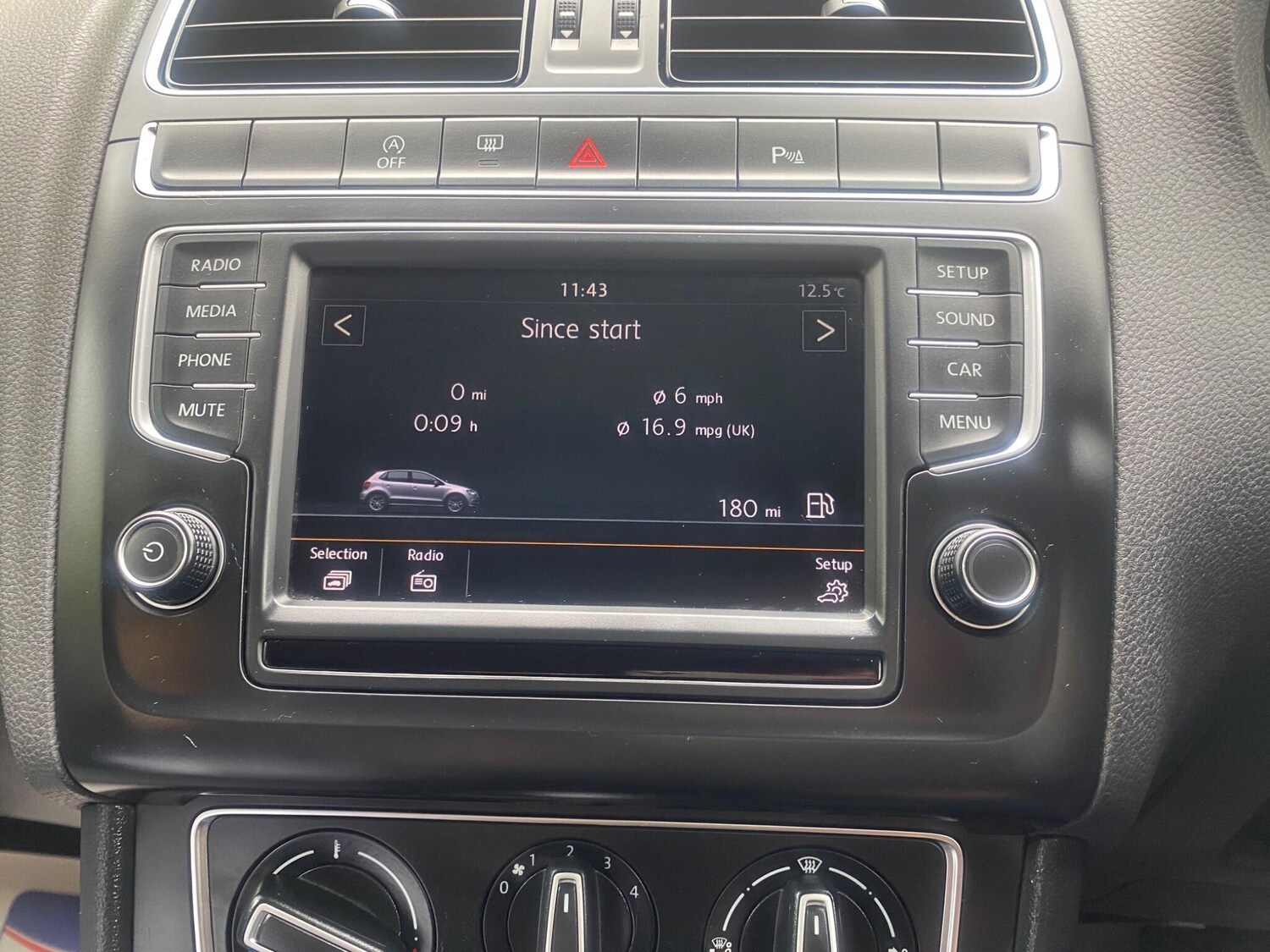 Used Volkswagen Polo 2015 for sale - 76633560: Photo 15