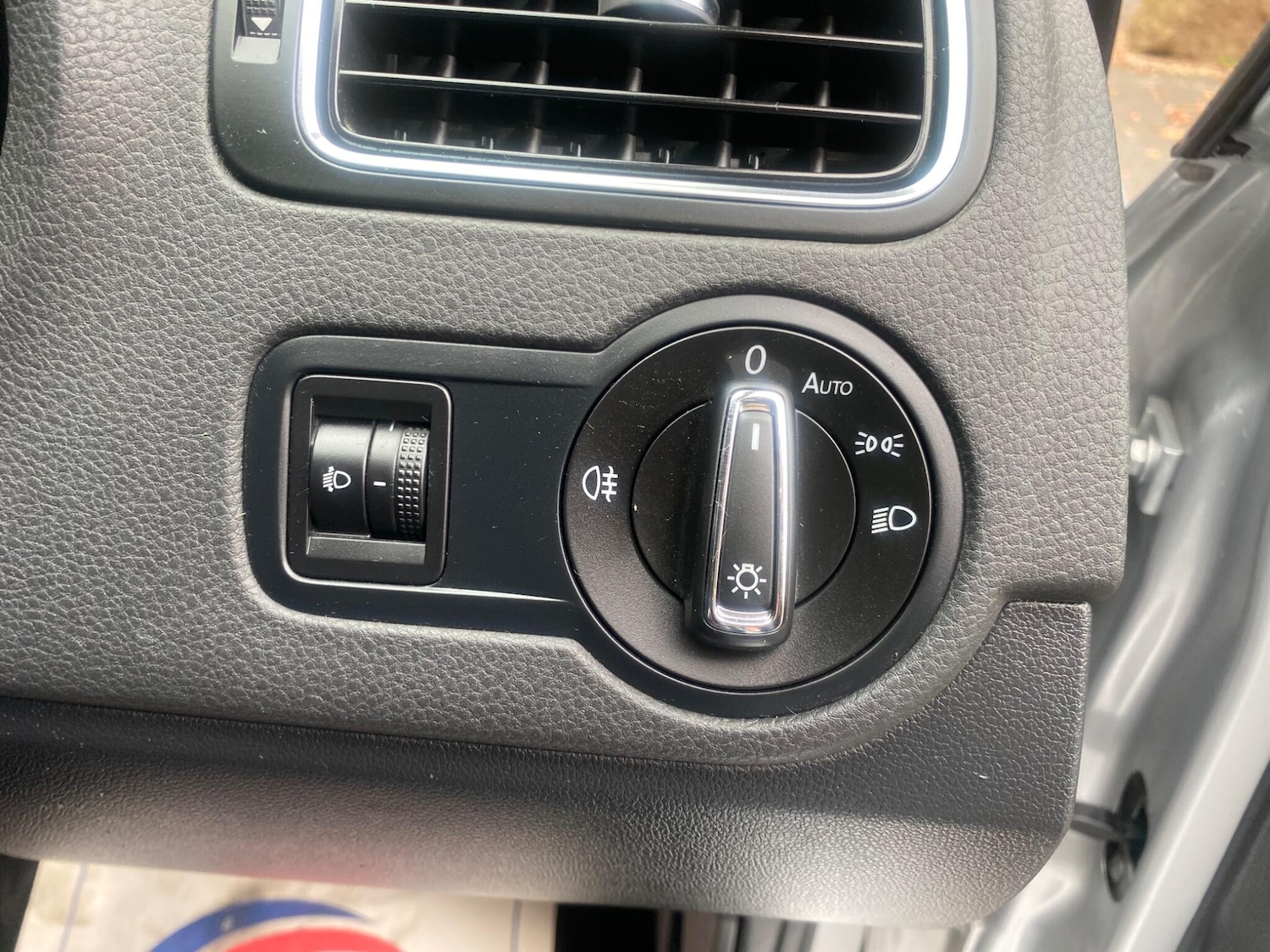 Used Volkswagen Polo 2015 for sale - 76633560: Photo 21