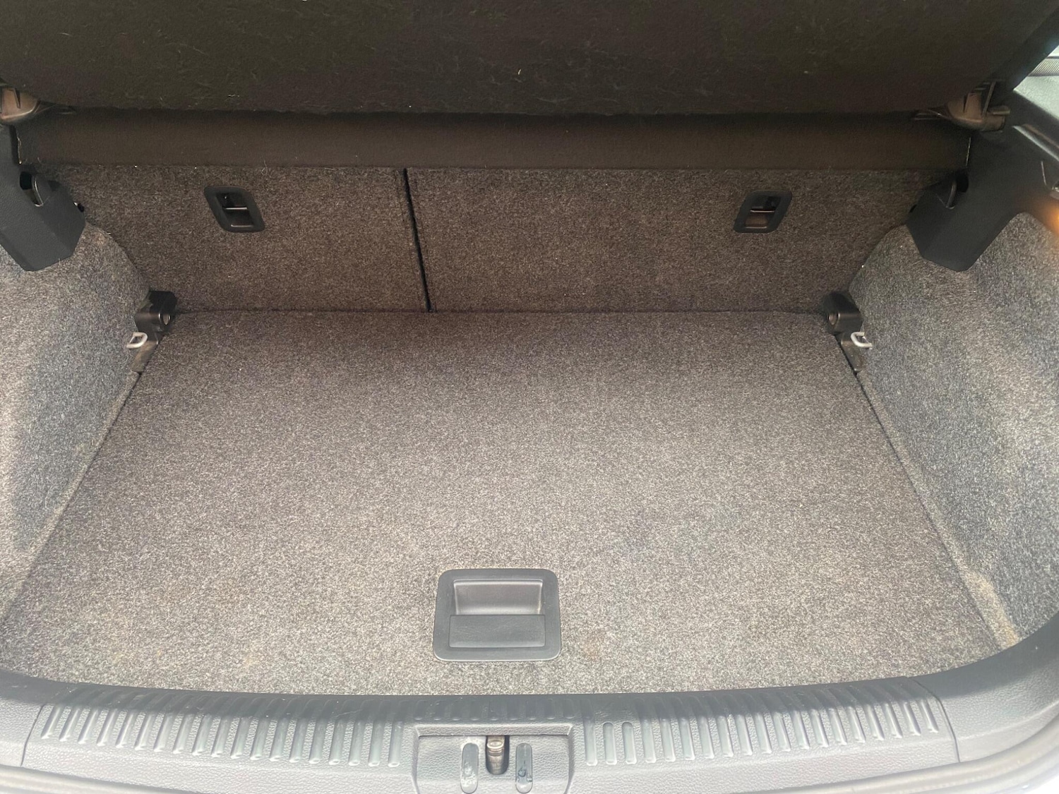 Used Volkswagen Polo 2015 for sale - 76633560: Photo 27