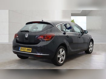 Used Vauxhall Astra 2015 for sale - 78880123: Photo