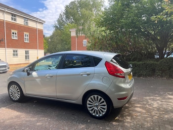 Used Ford Fiesta 2010 for sale - 79412561: Photo