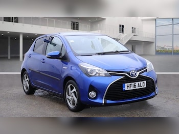 Used Toyota Yaris 2016 for sale - 76608420: Photo
