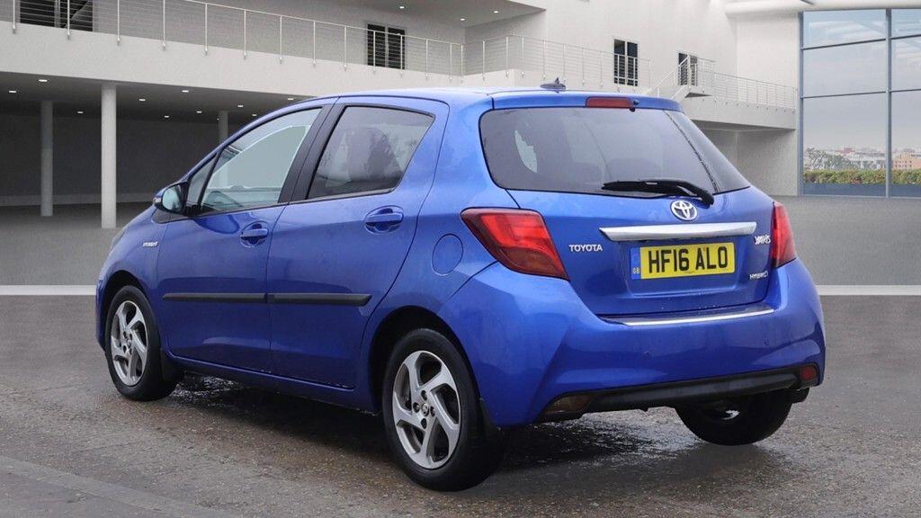 Used Toyota Yaris 2016 for sale - 76608420: Photo 3