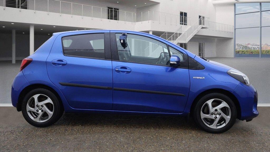 Used Toyota Yaris 2016 for sale - 76608420: Photo 5