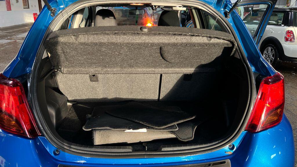 Used Toyota Yaris 2016 for sale - 76608420: Photo 9