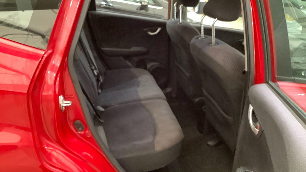 Used Honda Jazz 2011 for sale - 76060576: Photo 10