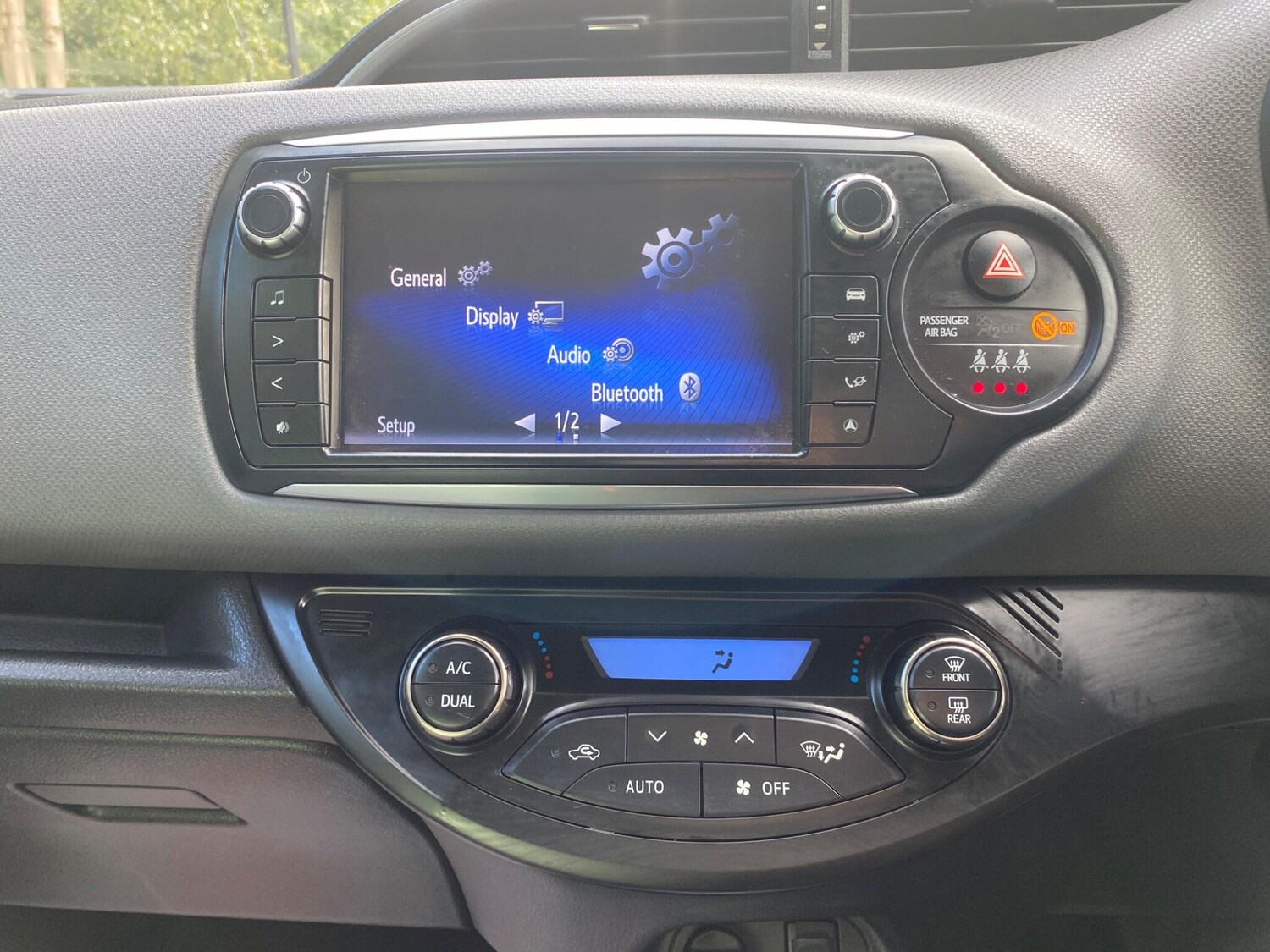 Used Toyota Yaris 2016 for sale - 75757388: Photo 16