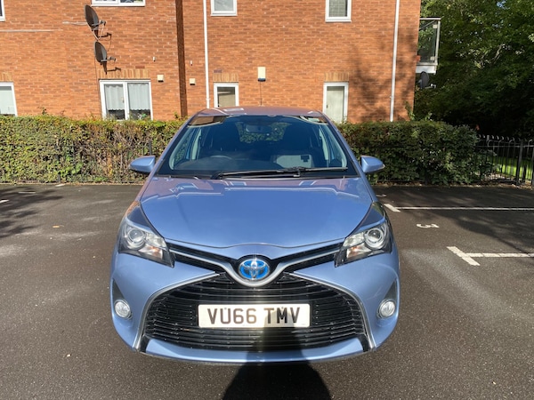 Used Toyota Yaris 2016 for sale - 75757388: Photo 2