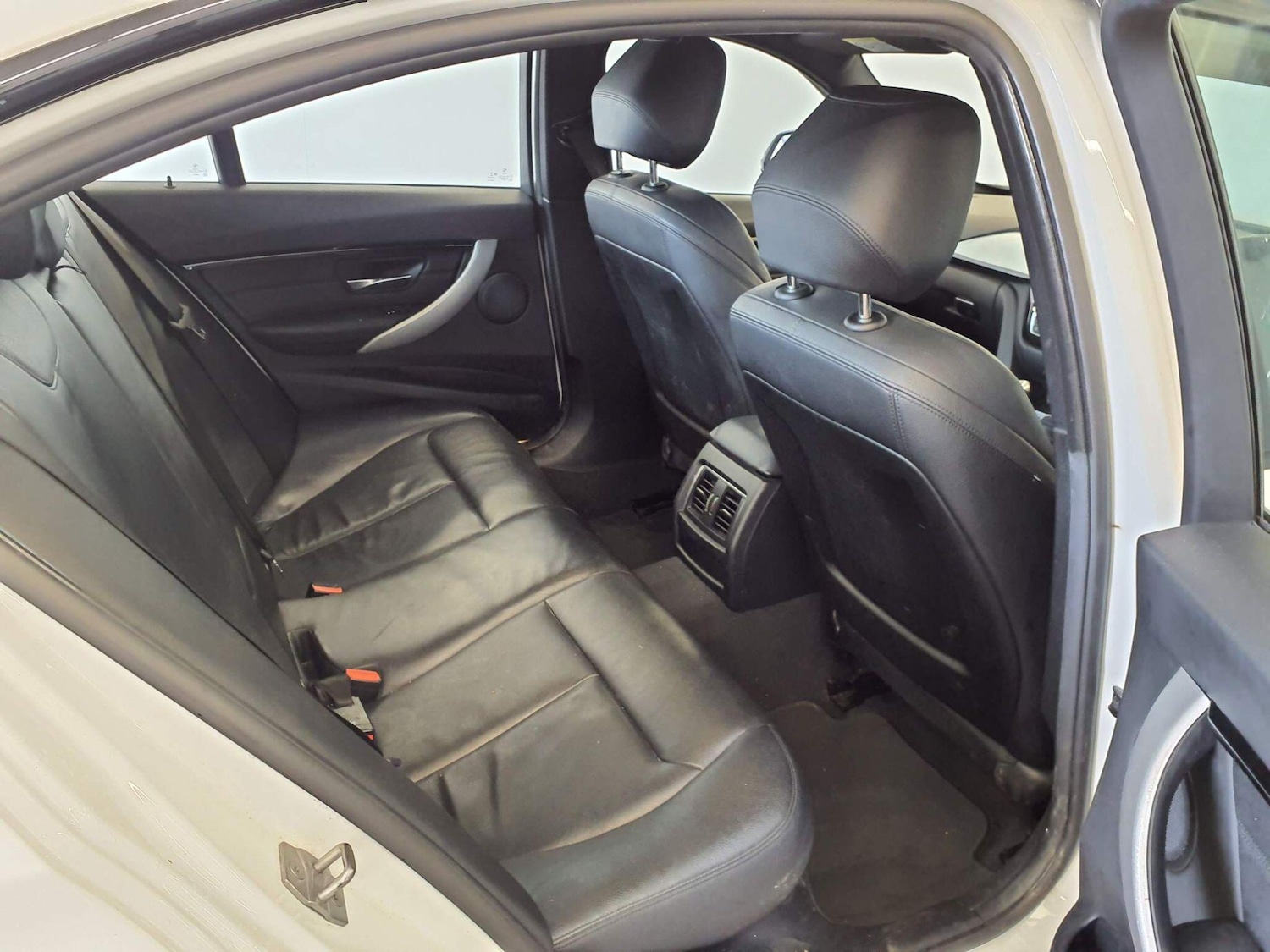 Used BMW 3 Series 2017 for sale - 76472189: Photo 10