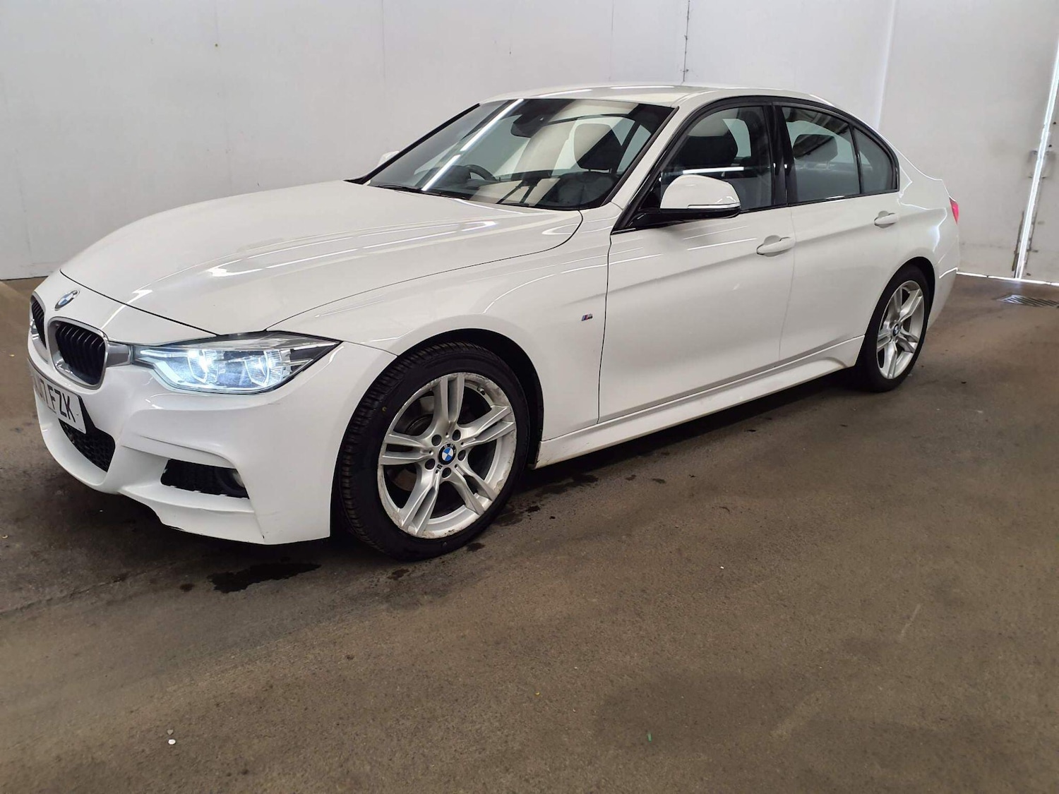 Used BMW 3 Series 2017 for sale - 76472189: Photo 3