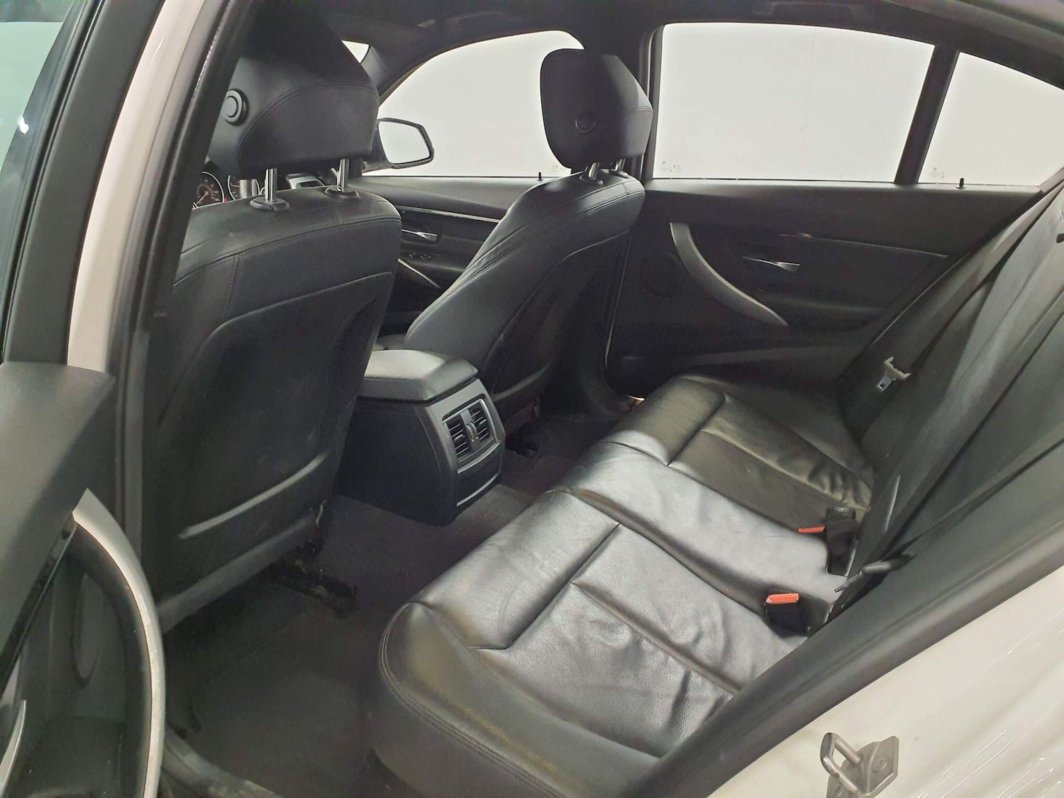 Used BMW 3 Series 2017 for sale - 76472189: Photo 9