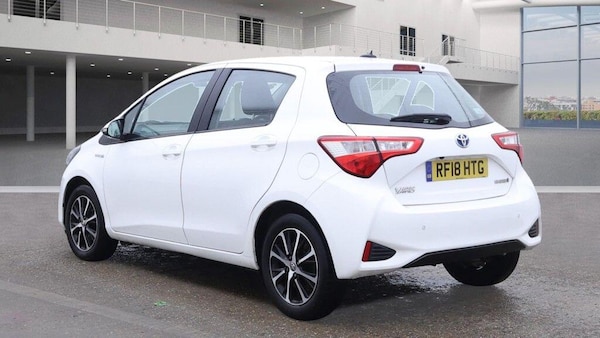 Used Toyota Yaris 2018 for sale - 76283563: Photo 3