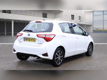 Used Toyota Yaris 2018 for sale - 76283563: Photo 4