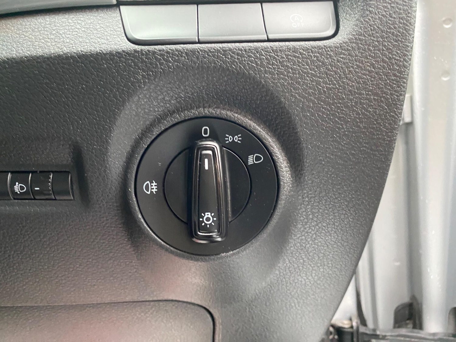 Used Skoda Fabia 2015 for sale - 76042091: Photo 20