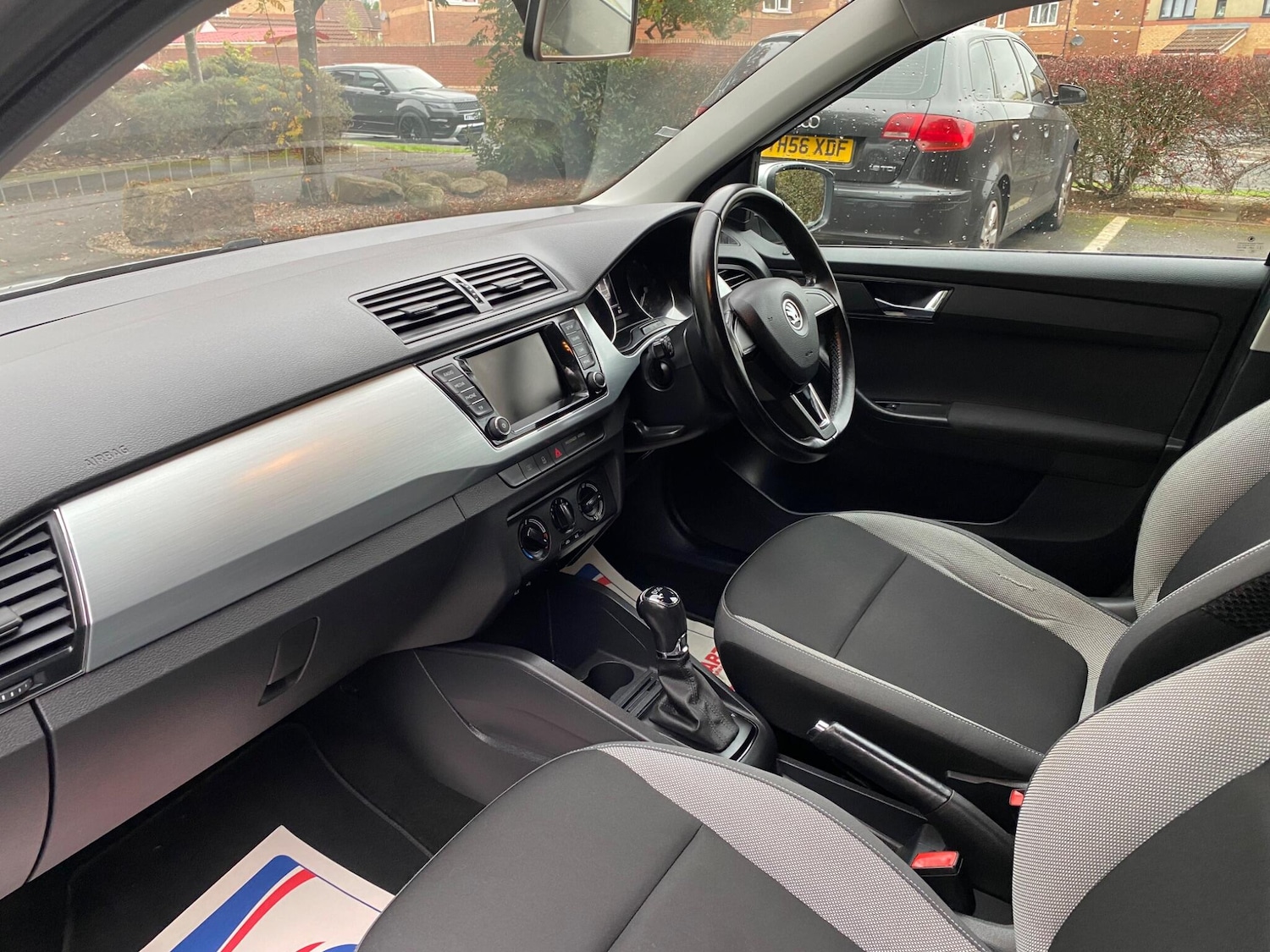 Used Skoda Fabia 2015 for sale - 76042091: Photo 9