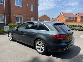Used Audi A4 2017 for sale - 79659318: Photo