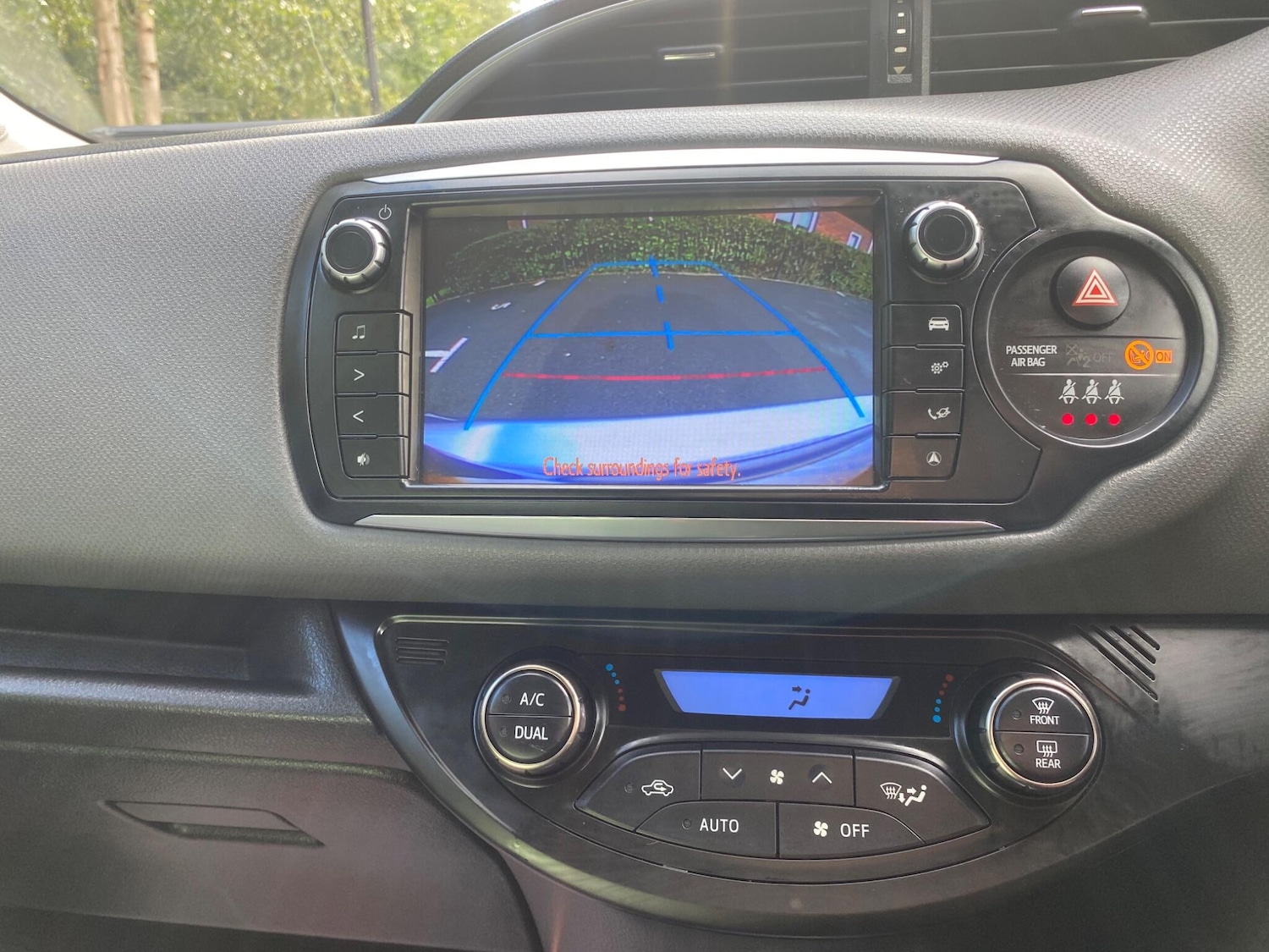 Used Toyota Yaris 2016 for sale - 77031002: Photo 17