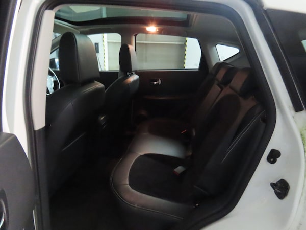 Used Nissan Qashqai 2013 for sale - 76283377: Photo 8