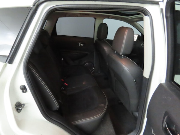 Used Nissan Qashqai 2013 for sale - 76283377: Photo 9