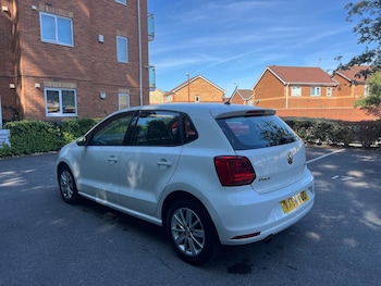 Used Volkswagen Polo 2014 for sale - 79539881: Photo