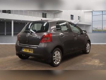 Used Toyota Yaris 2008 for sale - 76801140: Photo