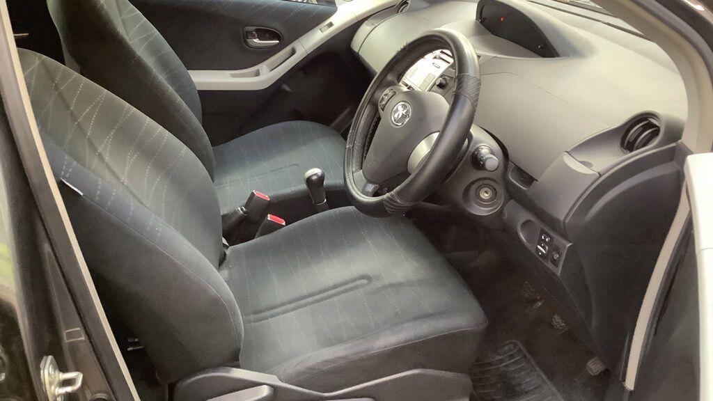 Used Toyota Yaris 2008 for sale - 76801140: Photo 8