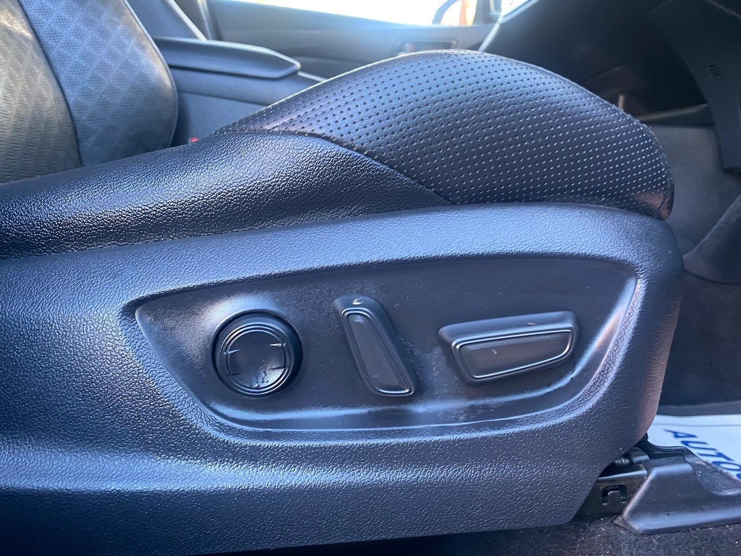 Used Toyota C-HR 2021 for sale - 77031036: Photo 21