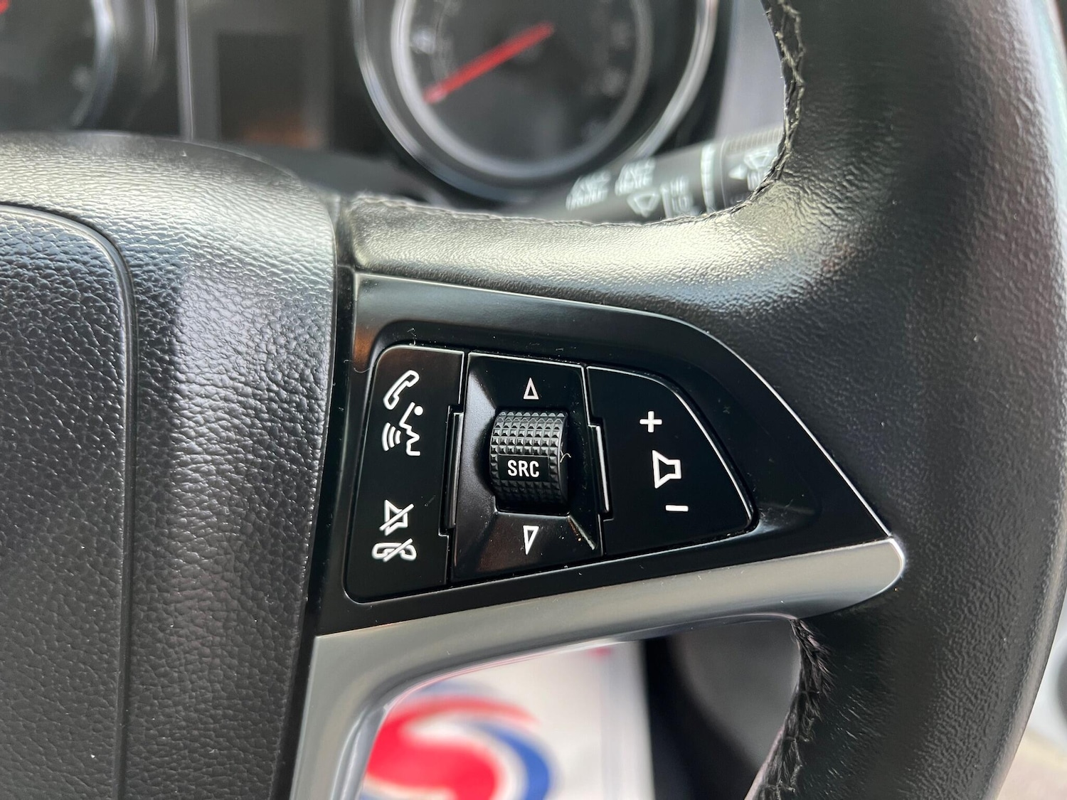 Used Vauxhall Astra 2015 for sale - 77031028: Photo 15