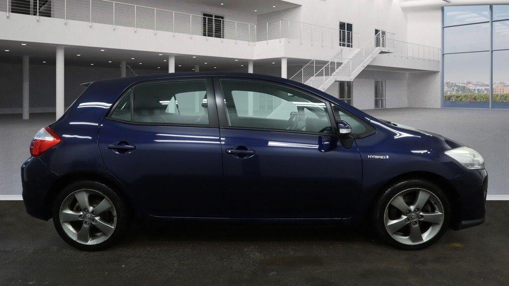 Used Toyota Auris 2012 for sale - 77576018: Photo 11
