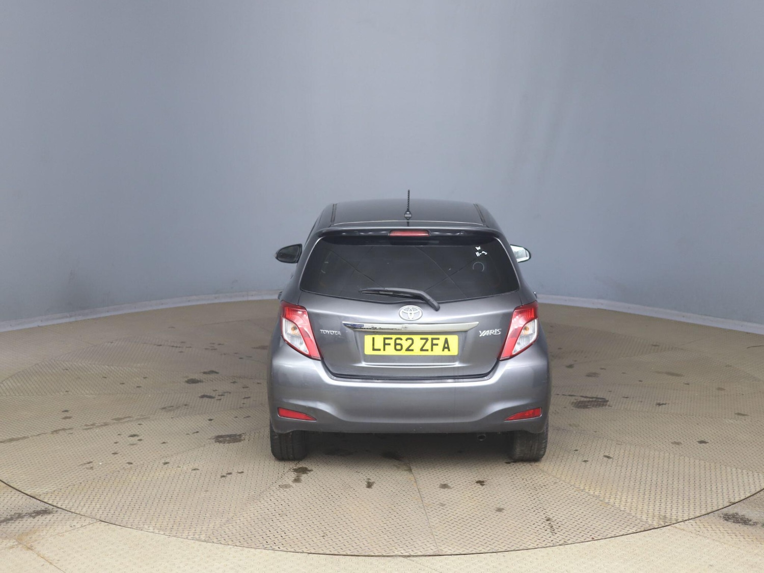 Used Toyota Yaris 2012 for sale - 77854083: Photo 5