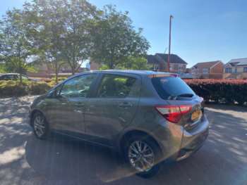 Used Toyota Yaris 2017 for sale - 74586055: Photo