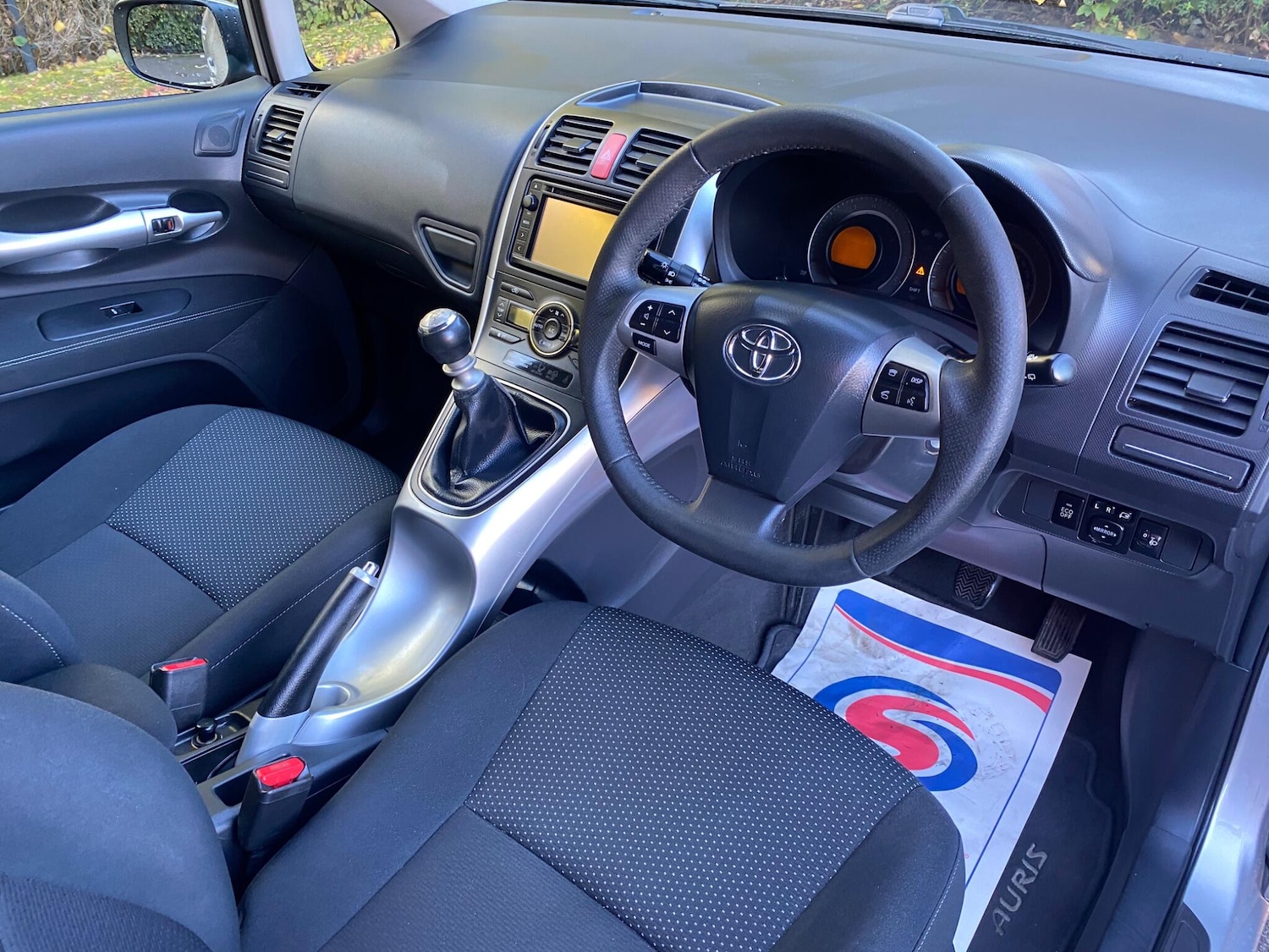 Used Toyota Auris 2012 for sale - 77031017: Photo 10