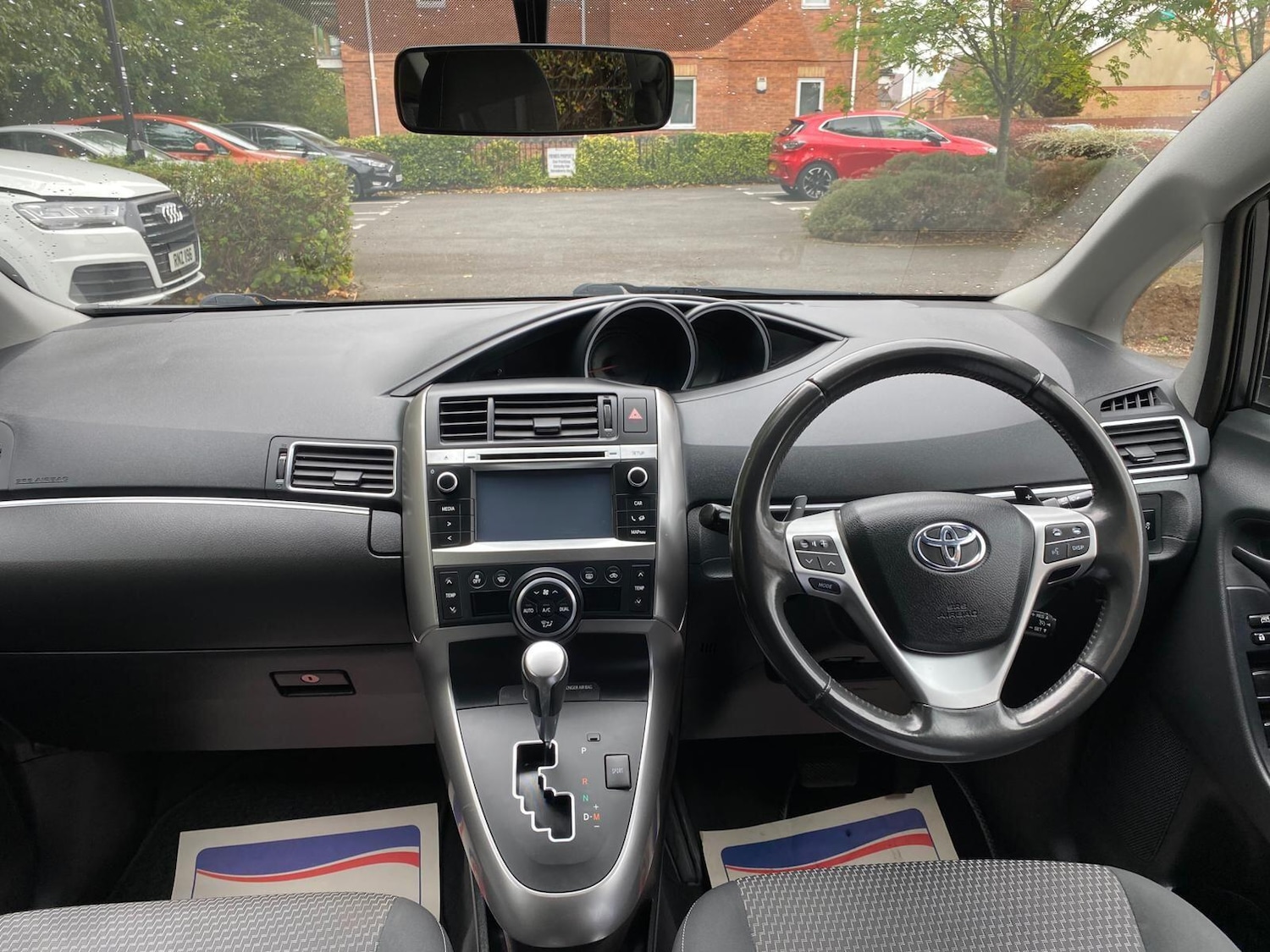 Used Toyota Verso 2014 for sale - 77145455: Photo 12